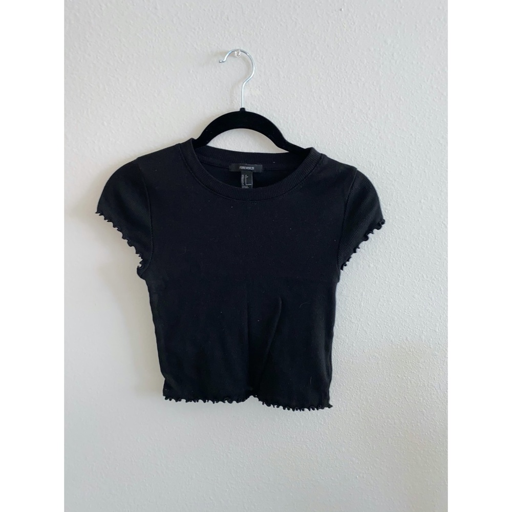 Lettuce Edge Crop Top